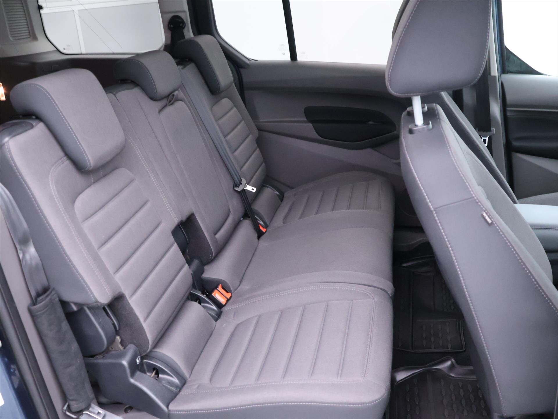 Ford Tourneo Connect MPV 1,5 l 88 kw