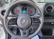 Mercedes-Benz Sprinter 11
