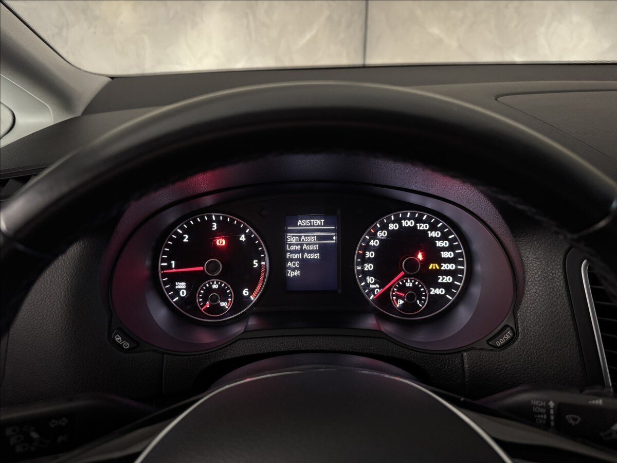 Volkswagen Sharan MPV 2,0 l 110 kw