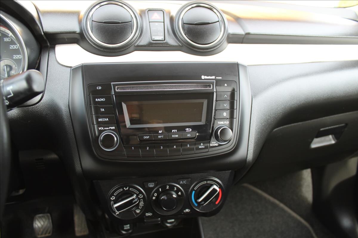 Suzuki Swift Hatchback 1,2 l 61 kw