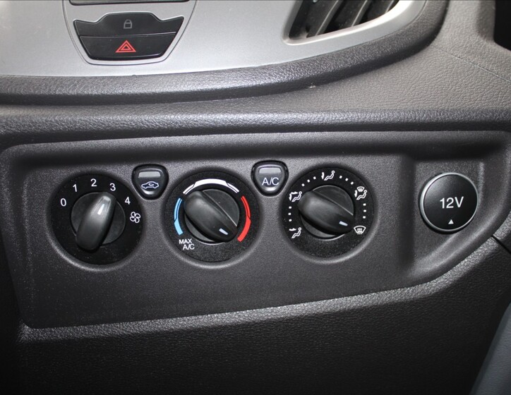 Ford Transit 11