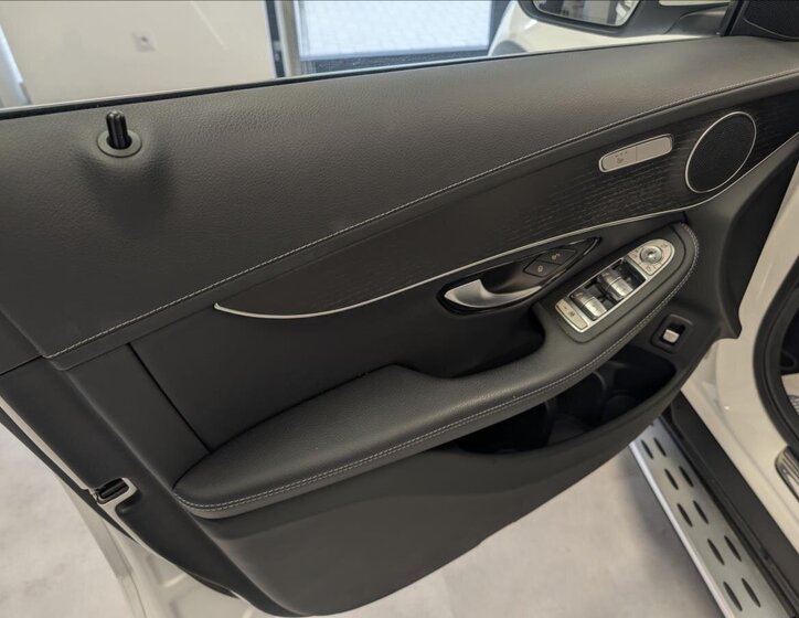 Mercedes-Benz GLC SUV 2,0 l 145 kw