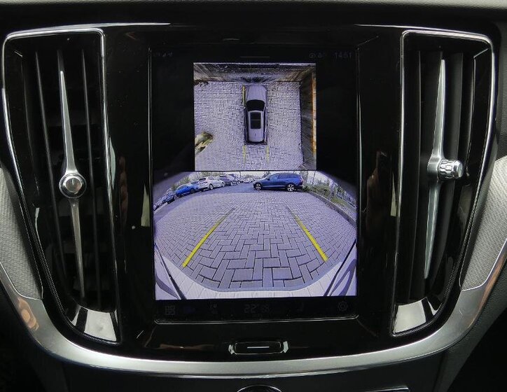 Volvo V60 Kombi 2,0 l 145 kw