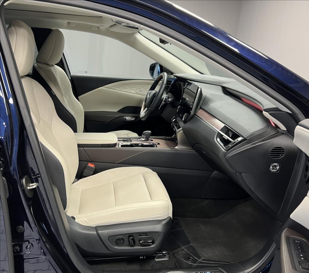 Lexus RX 450h plus SUV / Terénní 2,5 l 227 kw