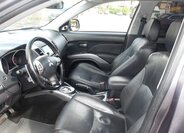 Mitsubishi Outlander SUV / Terénní 2,4 l 125 kw