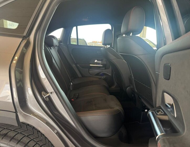 Mercedes-Benz GLA SUV / Terénní 2,0 l 110 kw