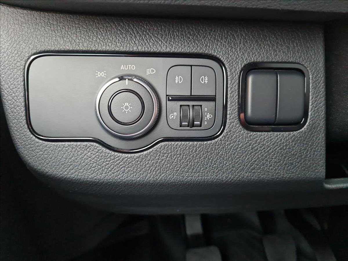 Mercedes-Benz Sprinter Skříň 2,0 l 84 kw