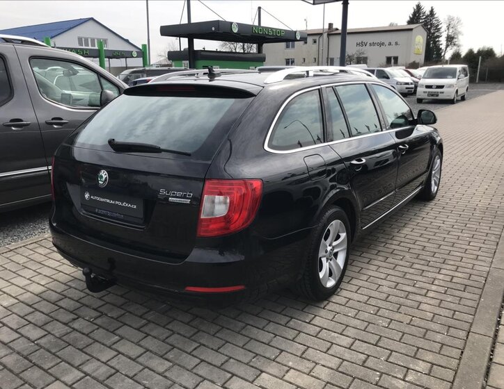 Škoda Superb Kombi 1,6 l 77 kw