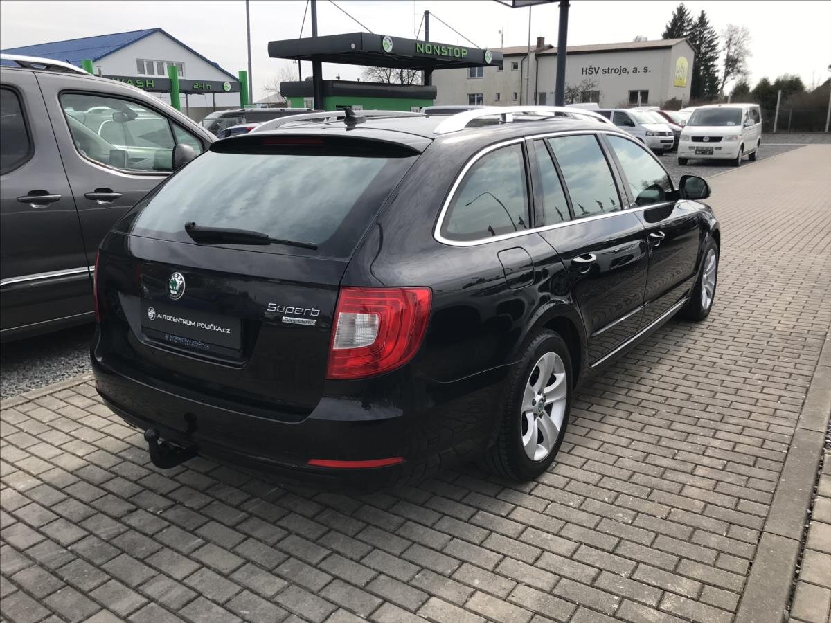 Škoda Superb Kombi 1,6 l 77 kw