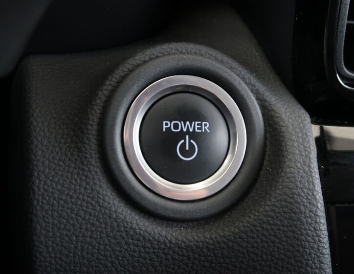 Toyota Yaris Cross SUV / Terénní 1,5 l 68 kw