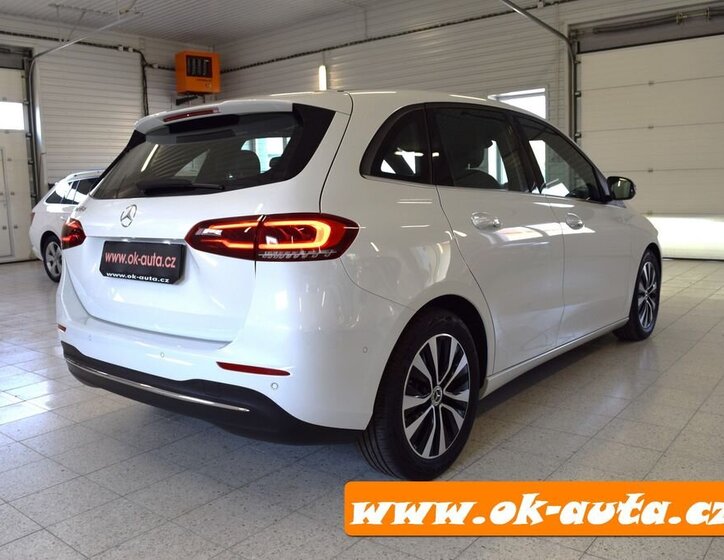 Mercedes-Benz Třídy B MPV 2,0 l 110 kw