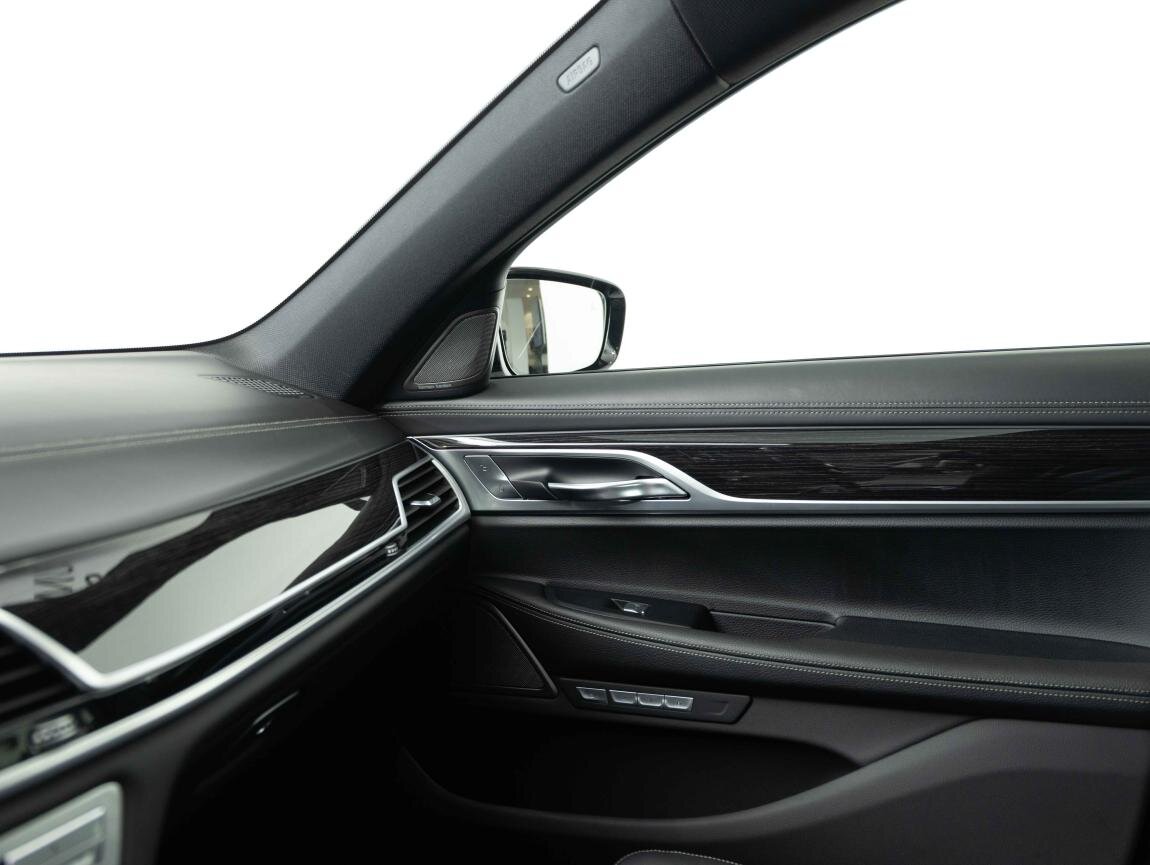 BMW Řada 7 Sedan 4,4 l 330 kw