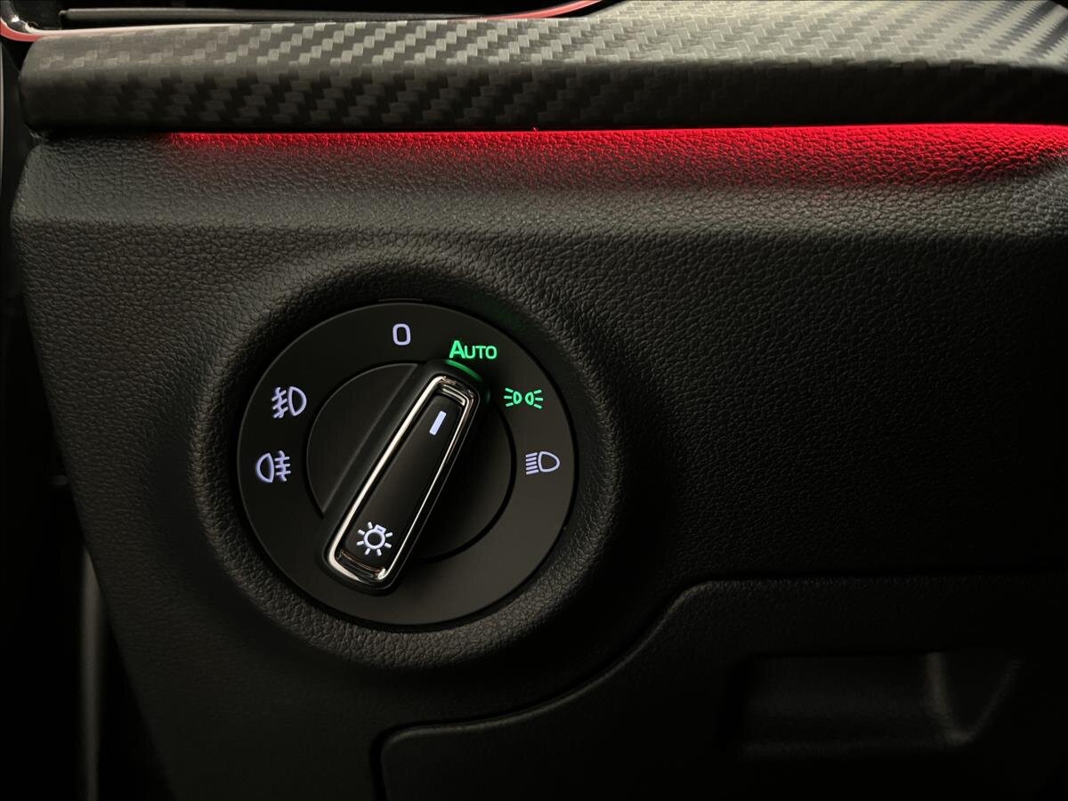 Škoda Kamiq SUV / Terénní 1,5 l 110 kw