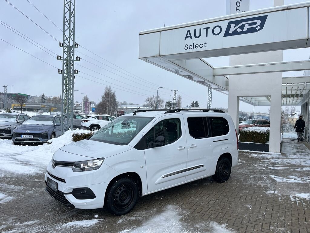 Toyota ProAce City Verso MPV 1,5 l 96 kw