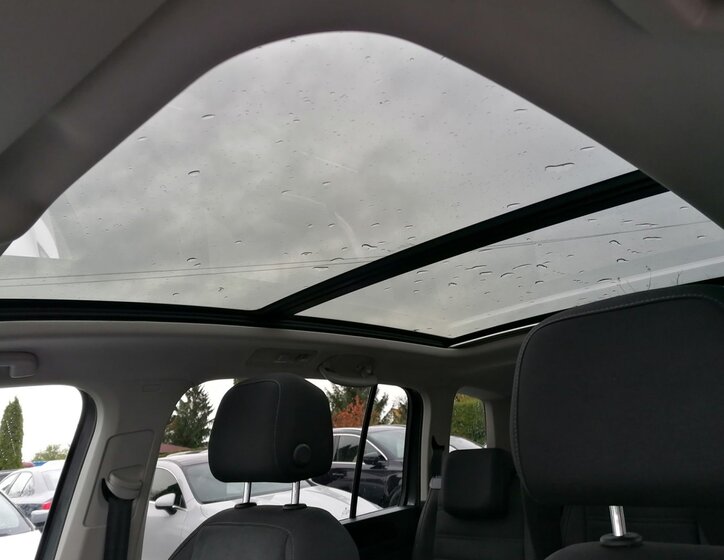 Volkswagen Touran 19