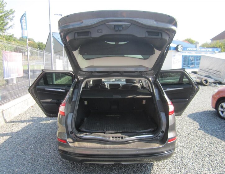 Ford Mondeo Kombi 2,0 l 110 kw