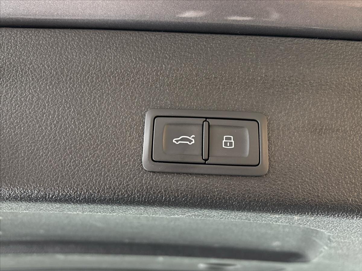 Audi A6 Allroad Kombi 3,0 l 253 kw