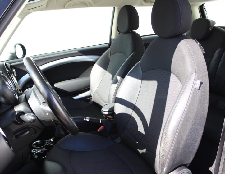 Mini Cooper Hatchback 1,6 l 135 kw