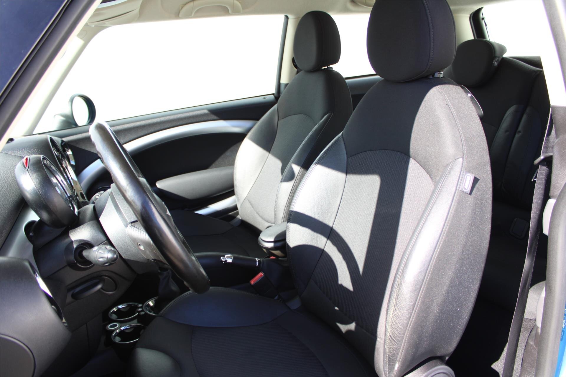 Mini Cooper Hatchback 1,6 l 135 kw