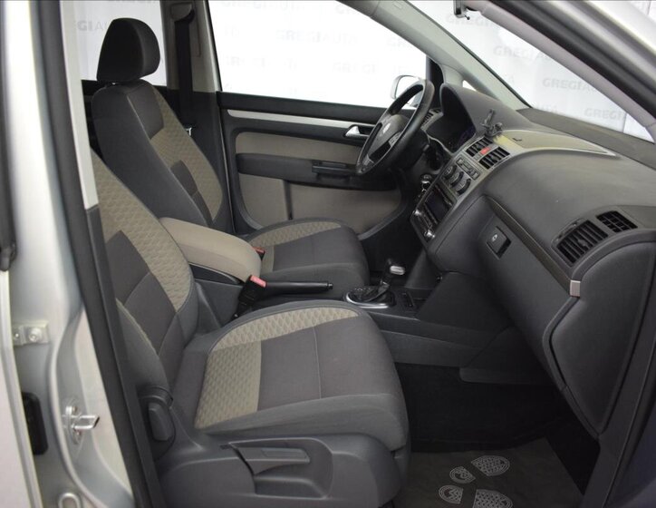 Volkswagen Touran MPV 1,4 l 103 kw