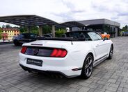 Ford Mustang 12