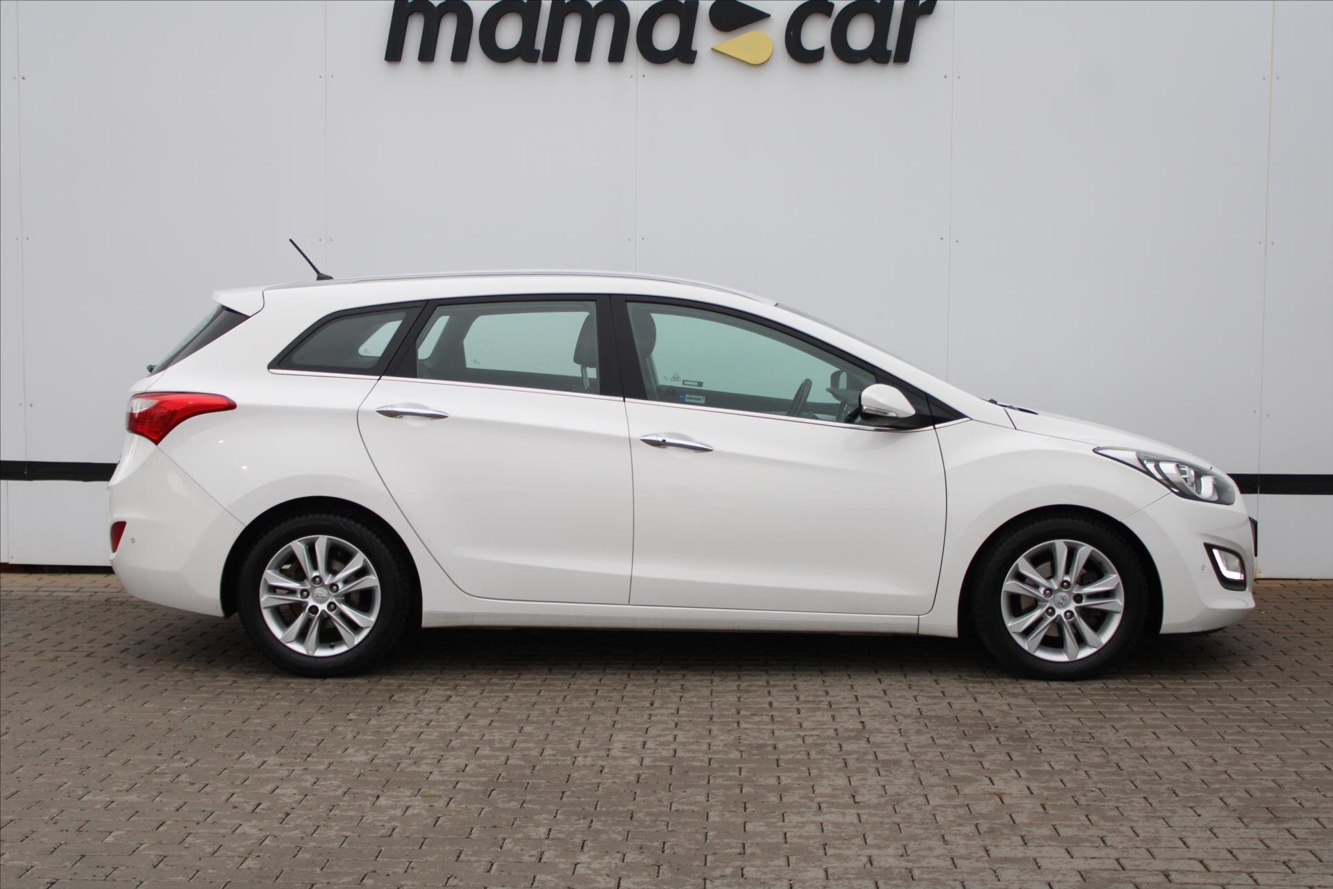 Hyundai i30 Kombi 1,6 l 81 kw