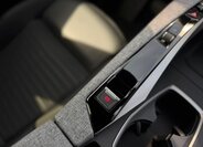 Peugeot 3008 SUV / Terénní 1,2 l 107 kw