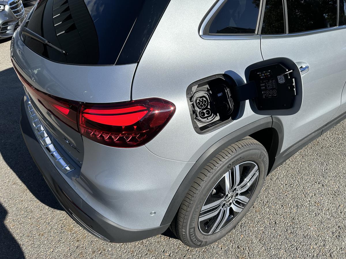 Mercedes-Benz EQA