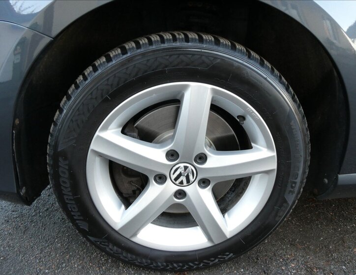 Volkswagen Passat Kombi 1,4 l 90 kw