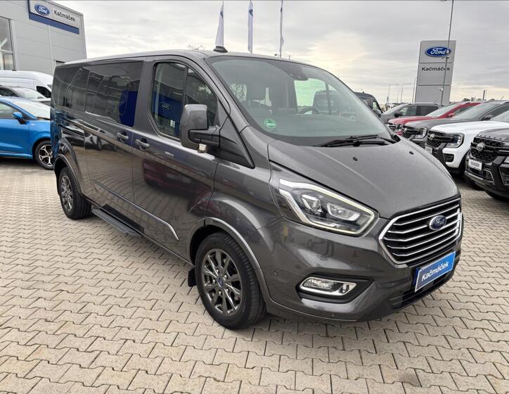 Ford Tourneo Custom 7