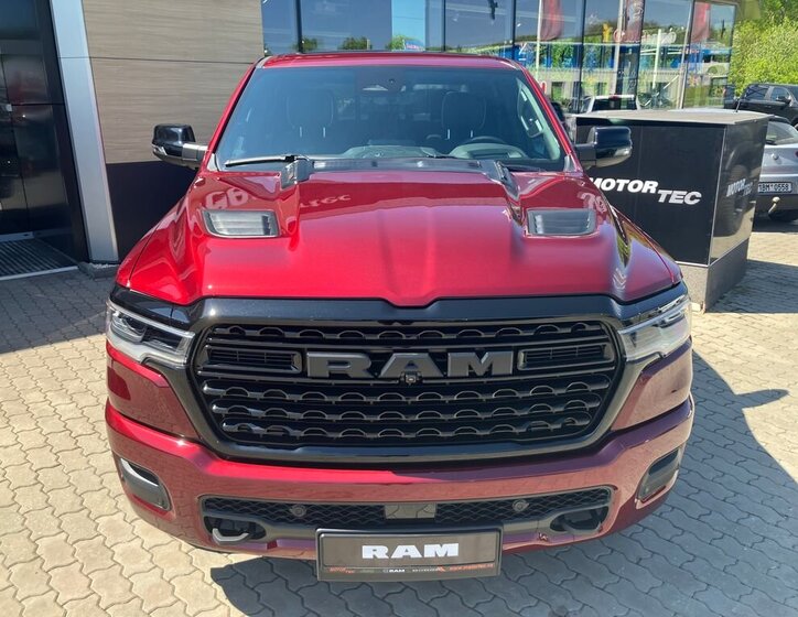 Dodge RAM 8