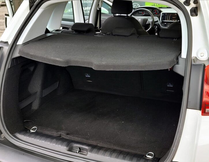 Peugeot 2008 SUV 1,2 l 60 kw