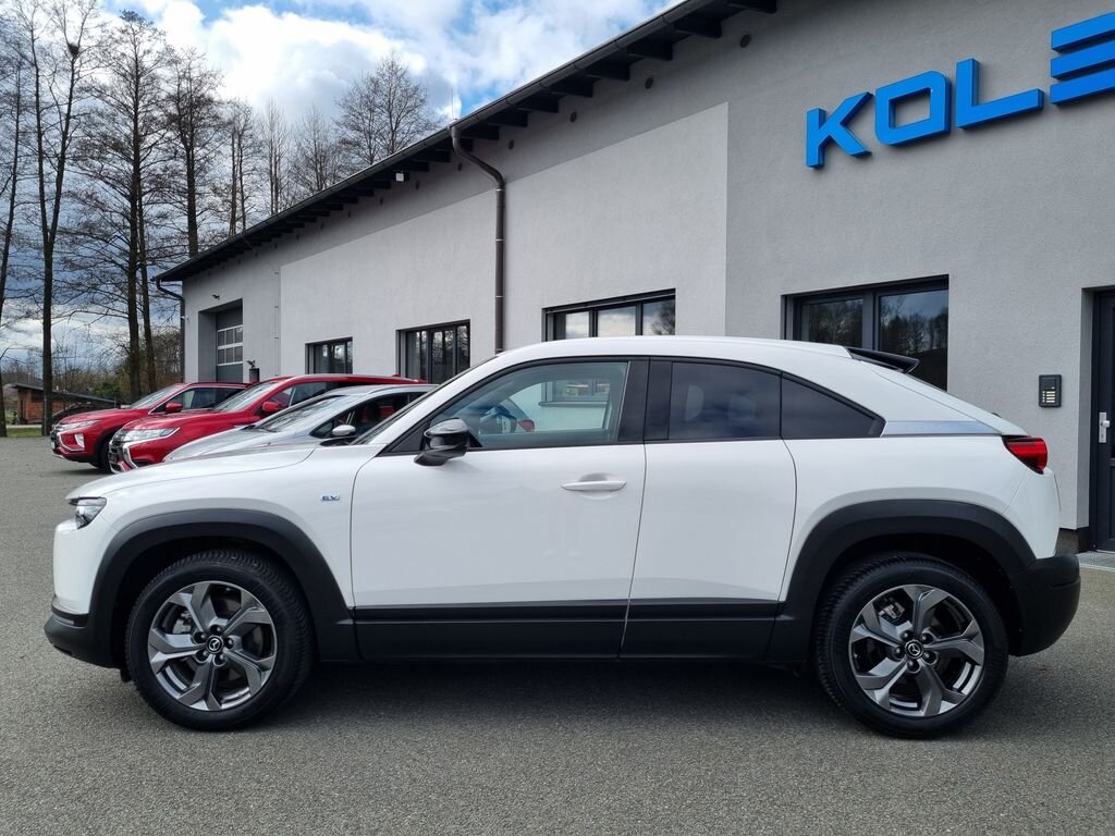 Mazda MX-30 SUV / Terénní 0,0 107 kw