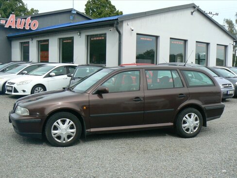 Škoda Octavia Kombi 1,6 l 74 kw