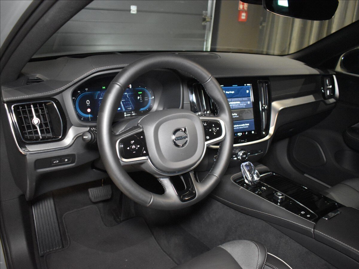 Volvo V60 Kombi 2,0 l 186 kw