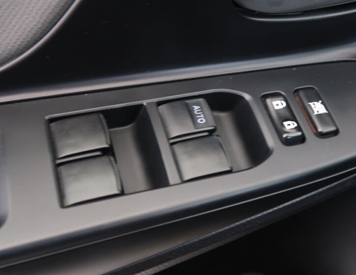 Toyota Yaris Hatchback 1,5 l 54 kw