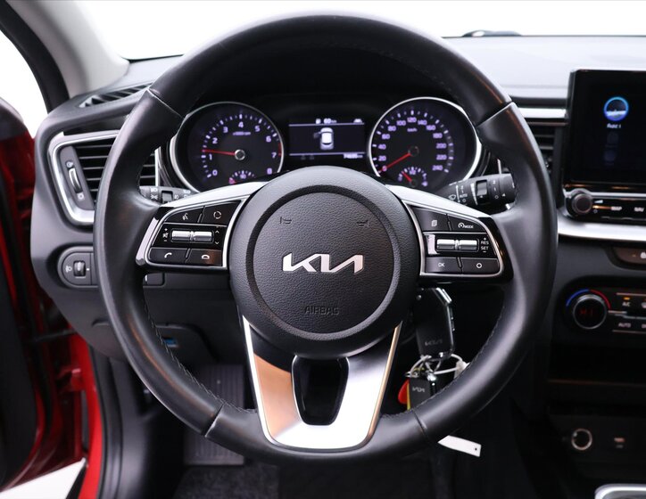 KIA XCeed SUV / Terénní 1,5 l 117 kw