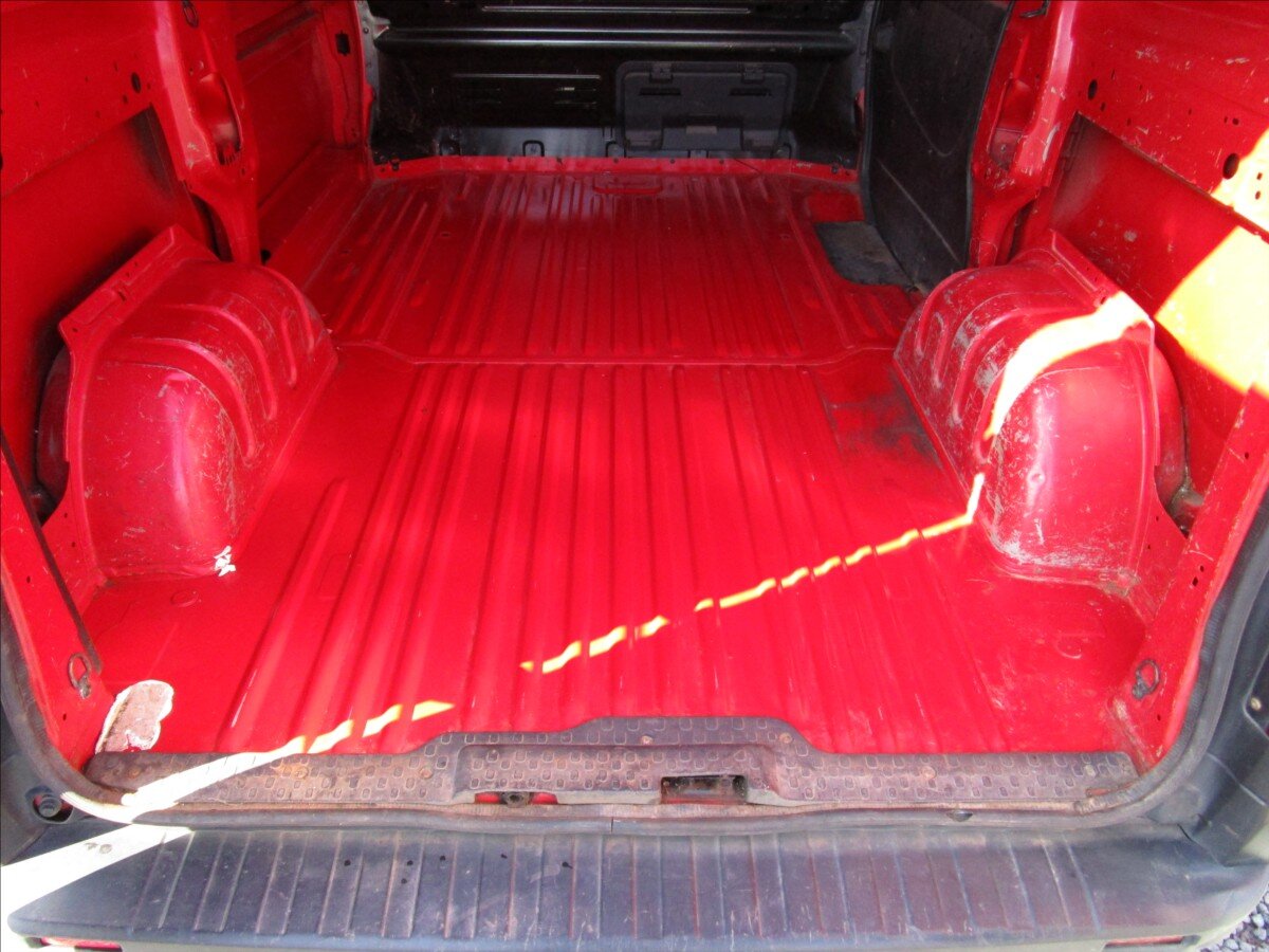 Renault Trafic Skříň 1,6 l 70 kw