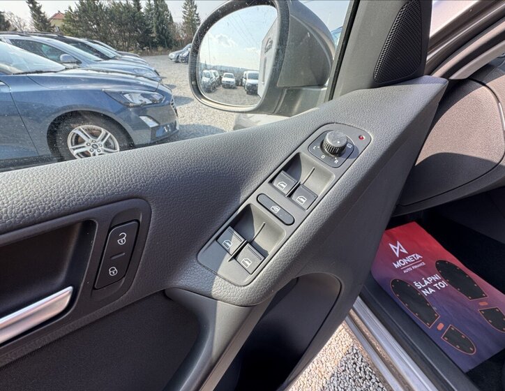 Volkswagen Tiguan SUV / Terénní 2,0 l 103 kw