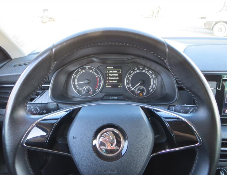 Škoda Scala Hatchback 999,0 81 kw