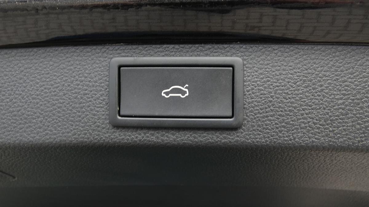 Škoda Karoq SUV / Terénní 1,5 l 110 kw