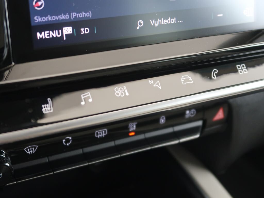 Citroën C5 Aircross SUV / Terénní 1,6 l 133 kw