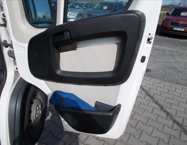 Peugeot Boxer Skříň 2,0 l 120 kw