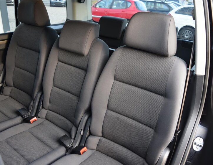 Volkswagen Touran MPV 1,4 l 103 kw