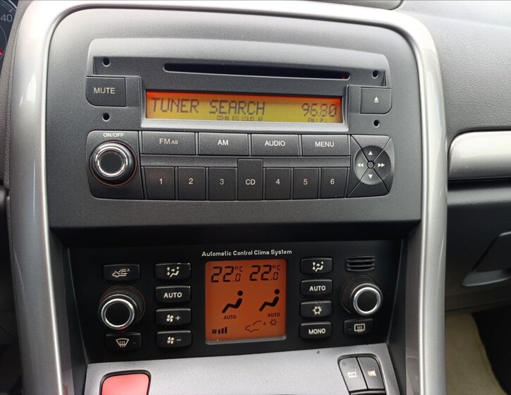 Fiat Croma Kombi 1,9 l 88 kw