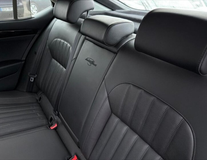 Škoda Superb Sedan 2,0 l 140 kw