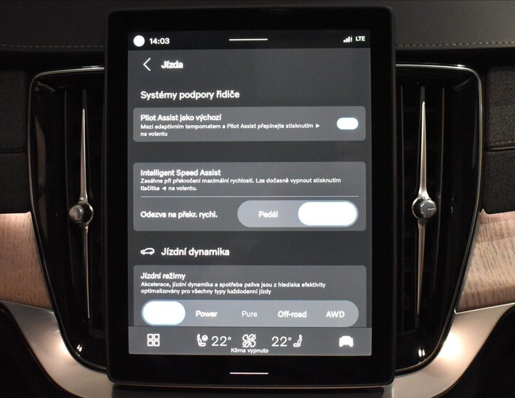 Volvo XC90 SUV 2,0 l 335 kw