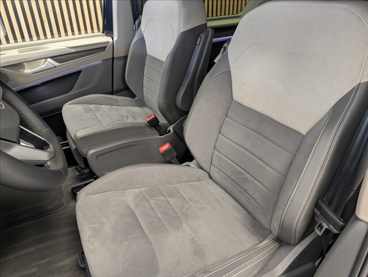 Volkswagen Multivan VAN-Minibus 0,0 130 kw