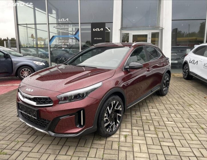 KIA XCeed SUV / Terénní 1,6 l 110 kw