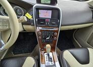 Volvo XC60 13
